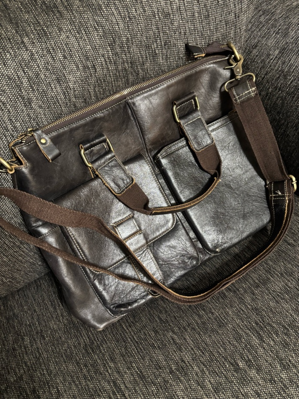 Genuine leather attaché bag.